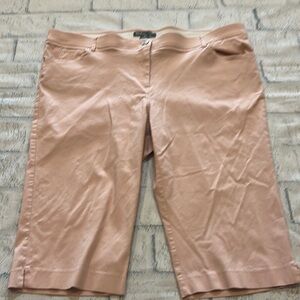 89th & Madison Pink Bermuda Shorts Relaxed Fit Lightweight